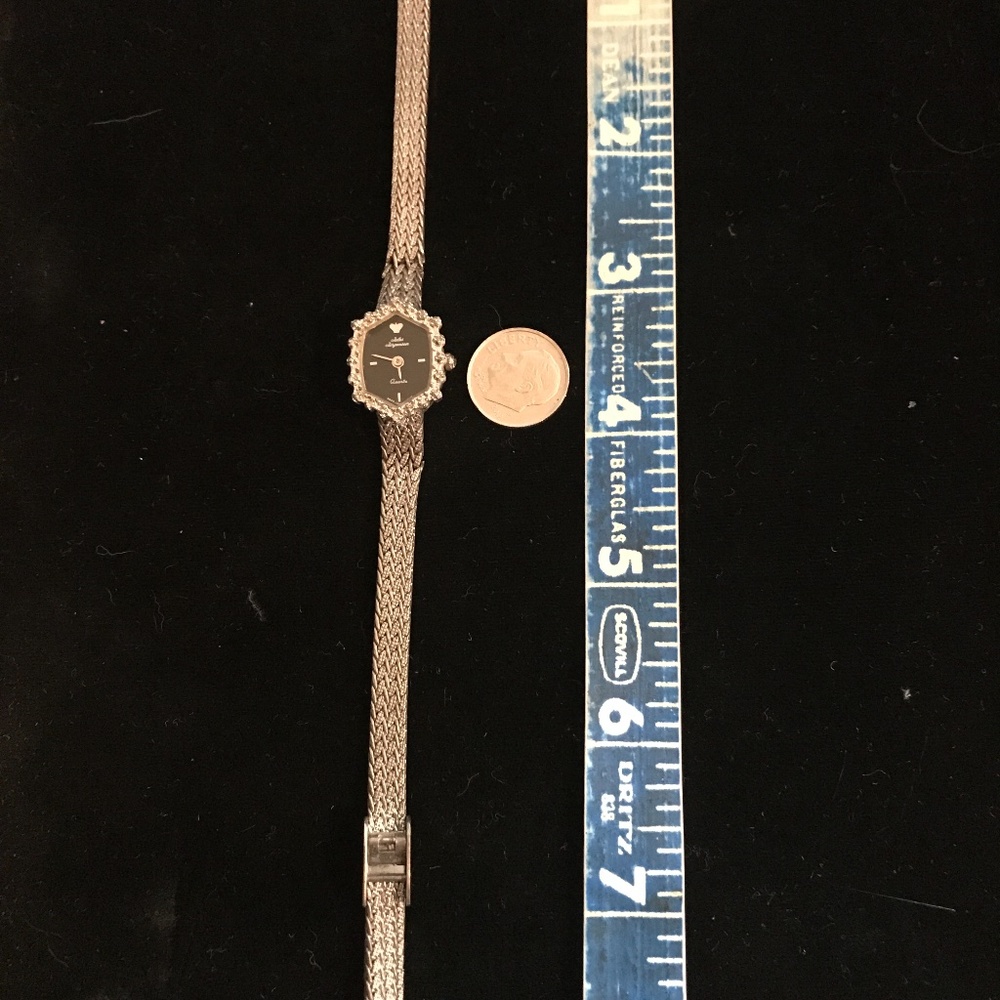 Vintage stainless watch - So pretty!
